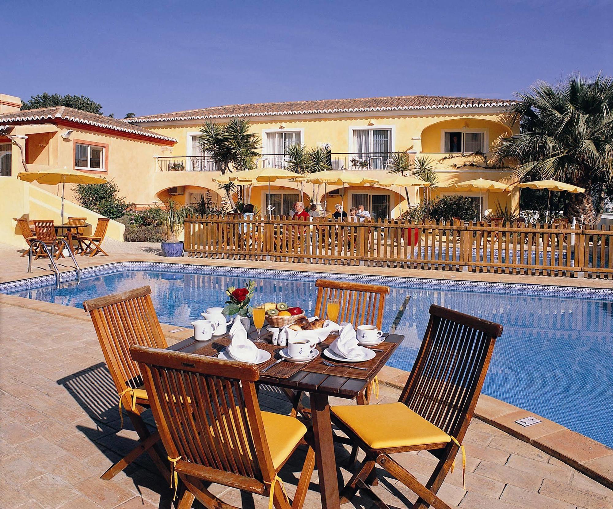 Costa D'oiro Ambiance Village 4* Lagos
