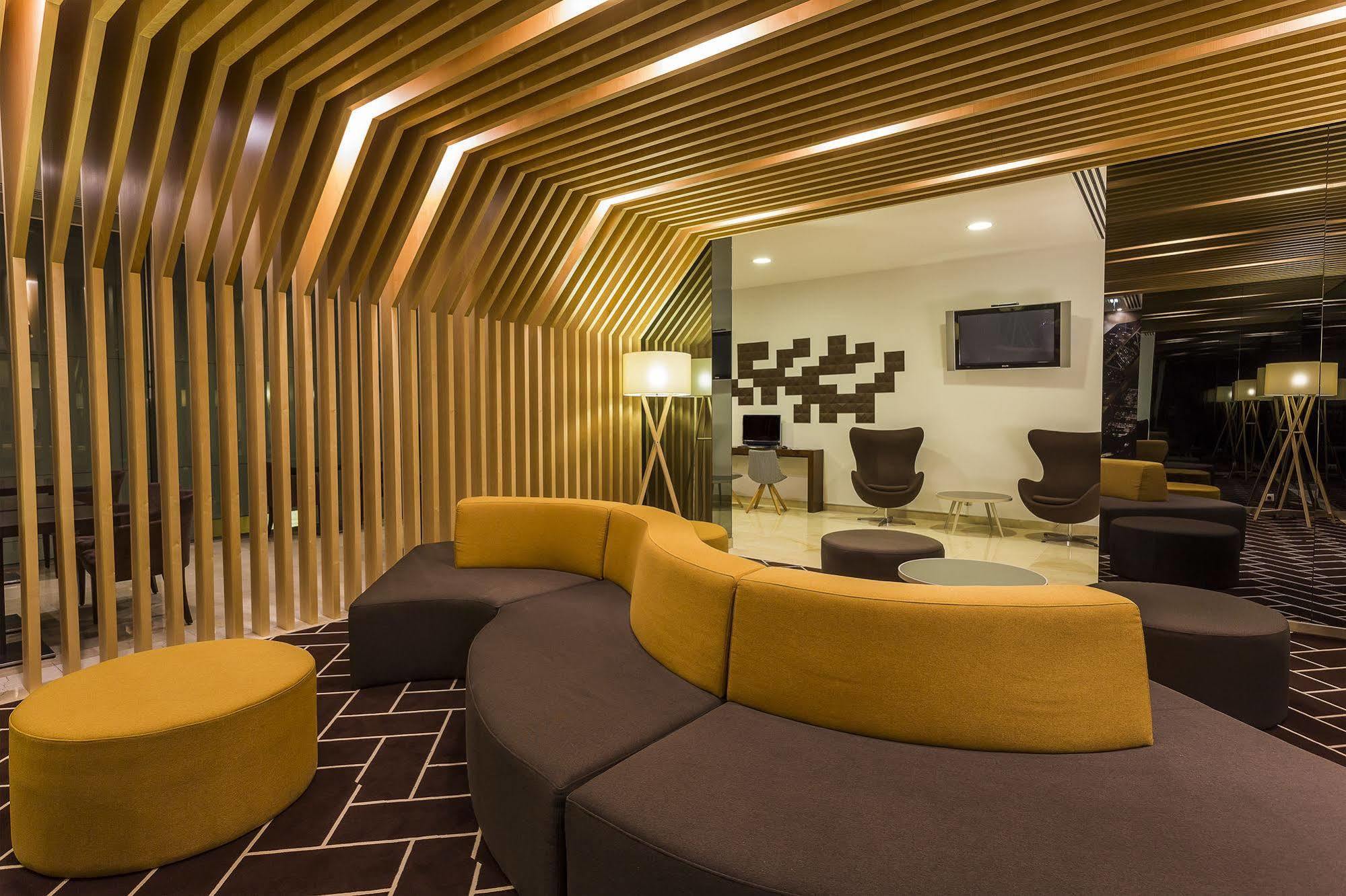 Hotel Hf Fenix Urban