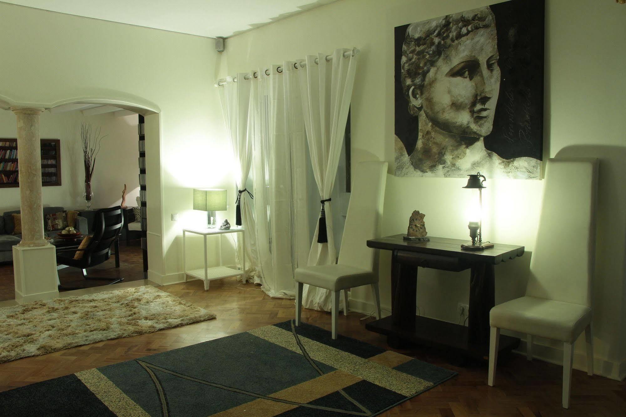 Guest house White House Cascais