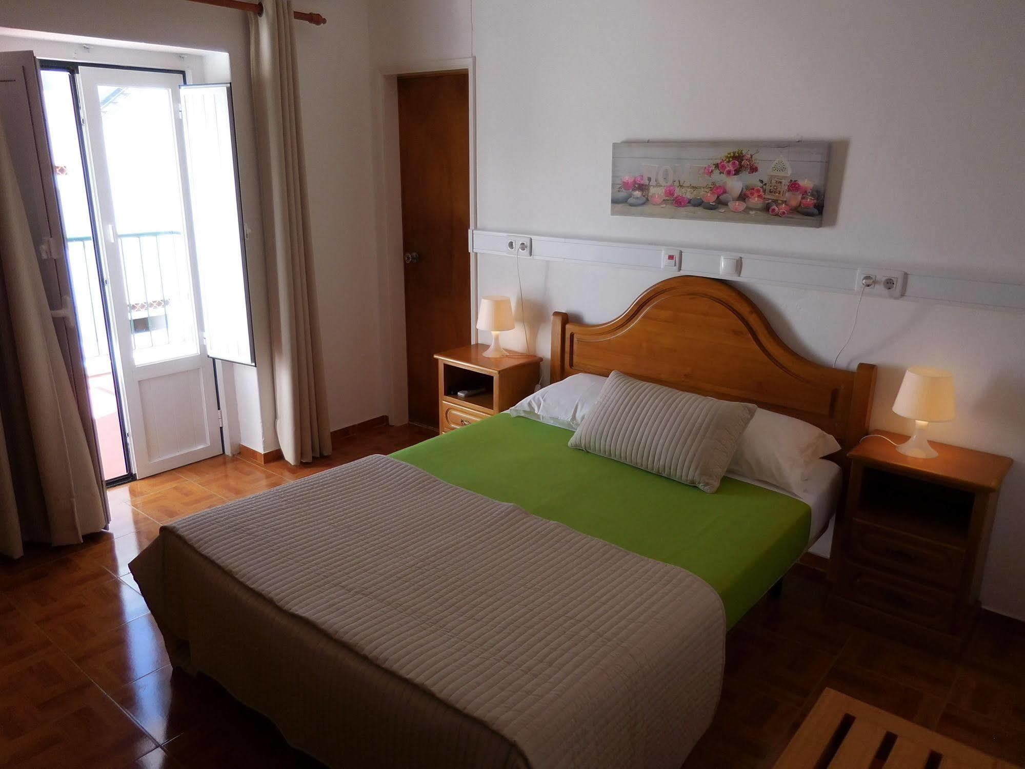 Pensao Dona Ana By Portugalferias 3* Lagos