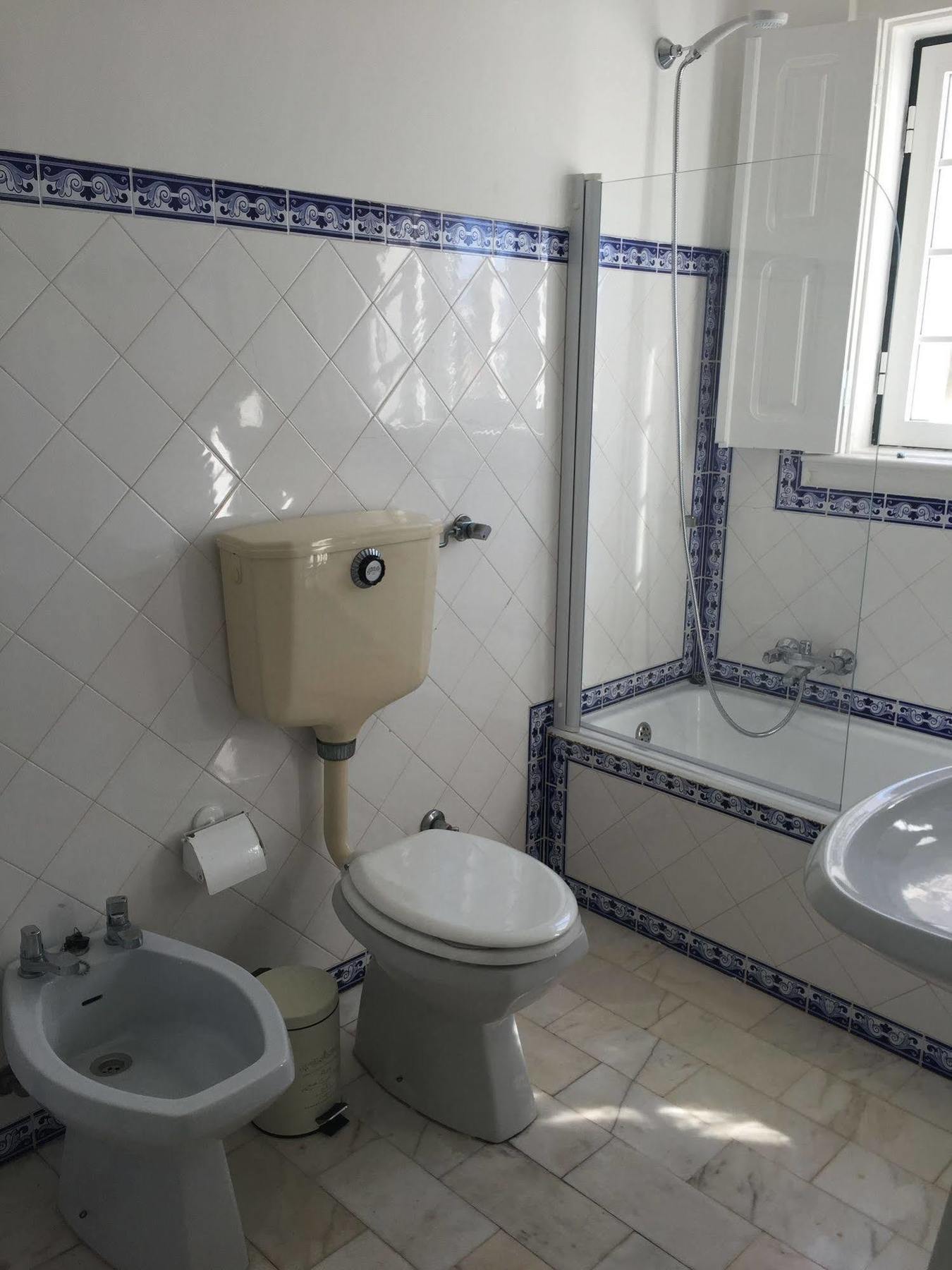 Eco Ljmonade Hostal