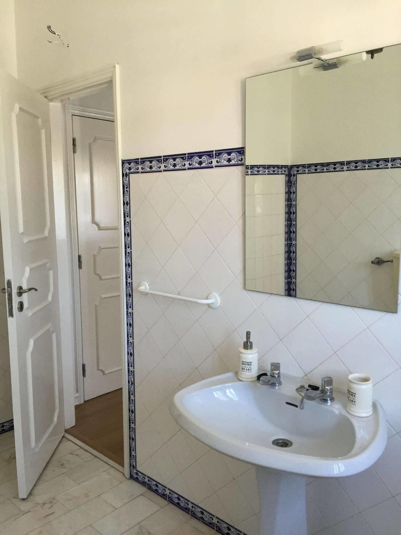 Eco Ljmonade Hostal Cascaes