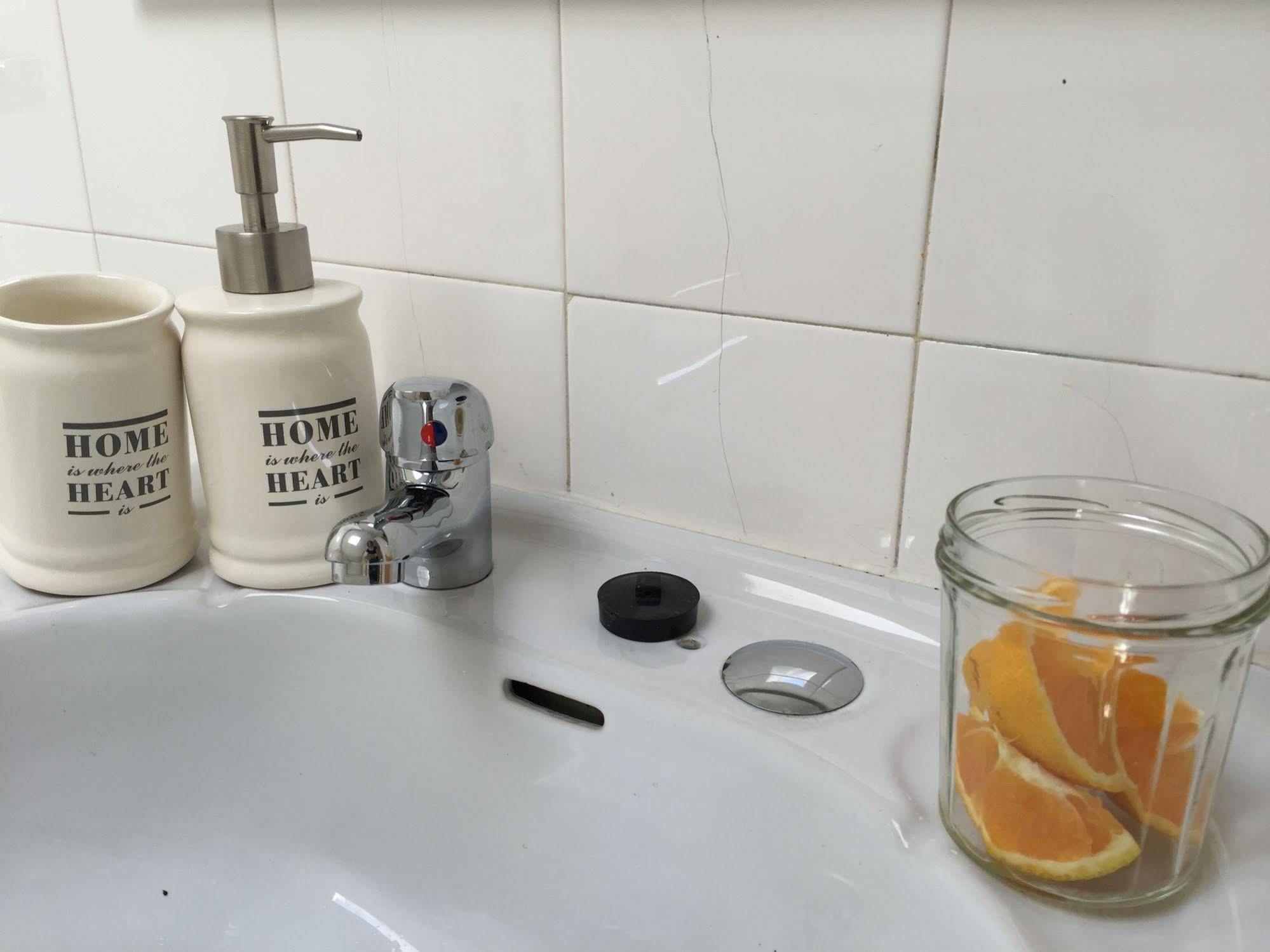 Eco Ljmonade Hostal