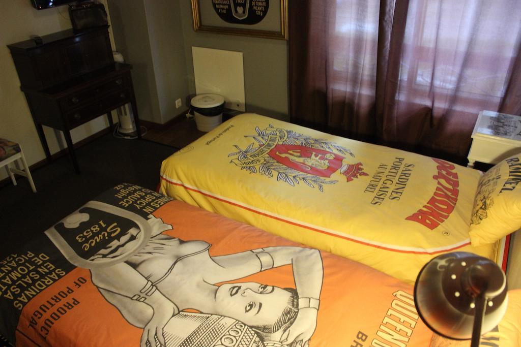 Albergue Oporto Excentric Surf / Design Hostel Porto
