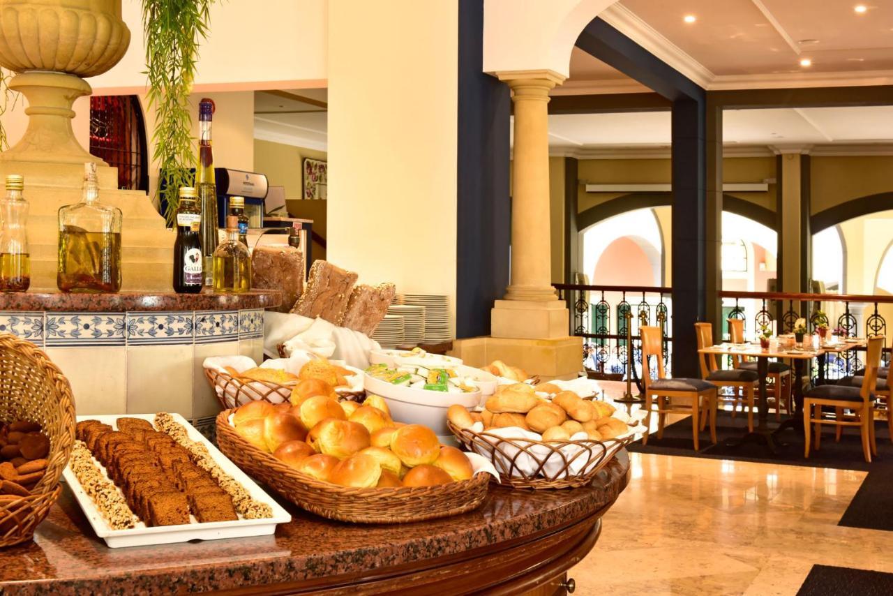 Pestana Village Garden Hotel 4*