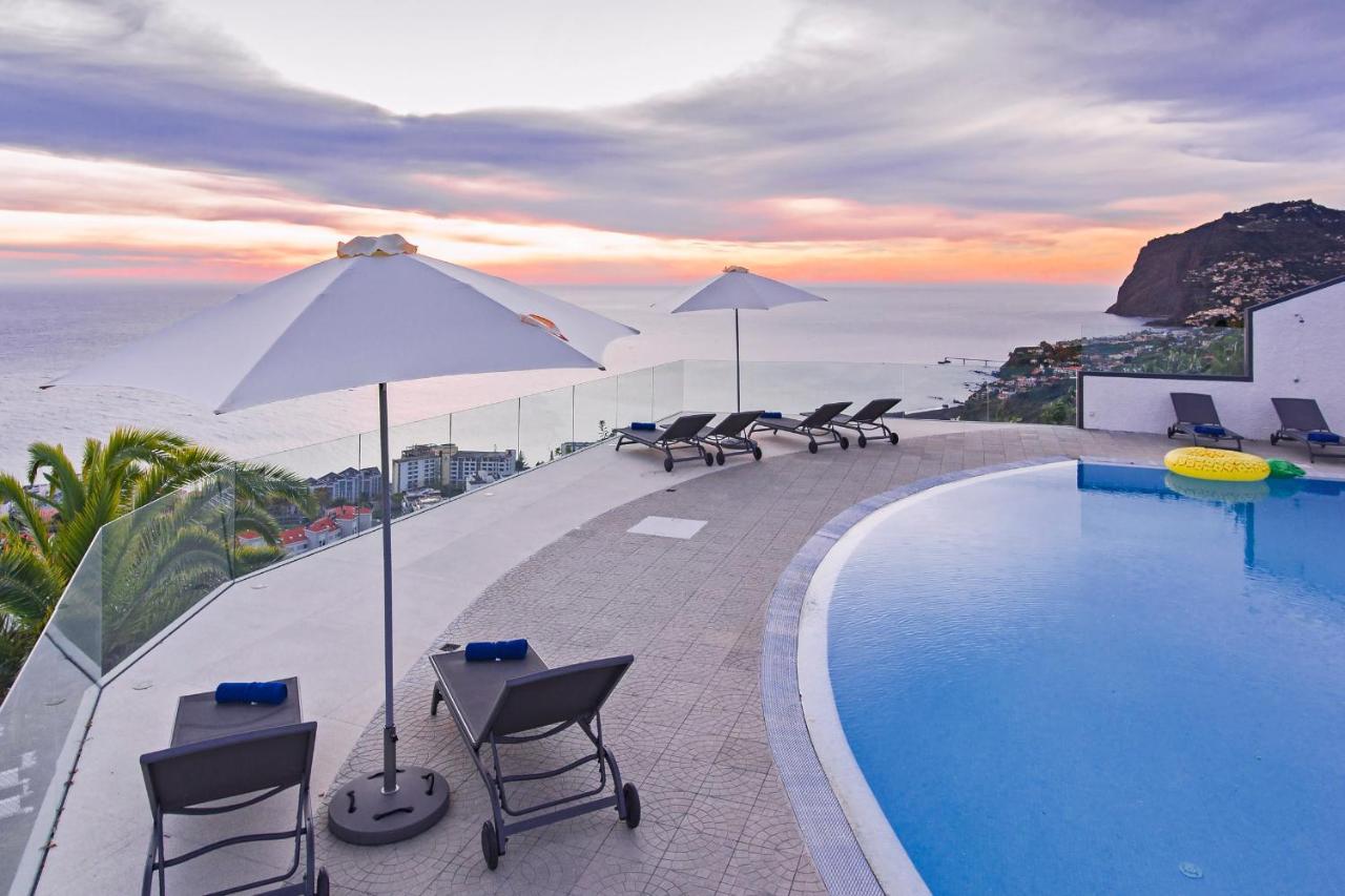 Sky By Travel To Madeira Villa