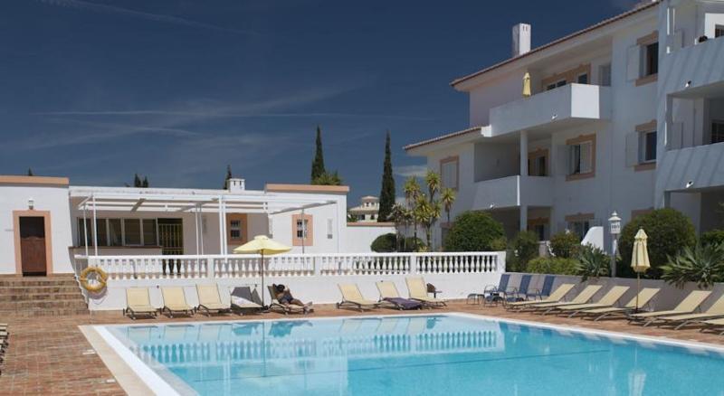 Aparthotel Agua Branca 3*