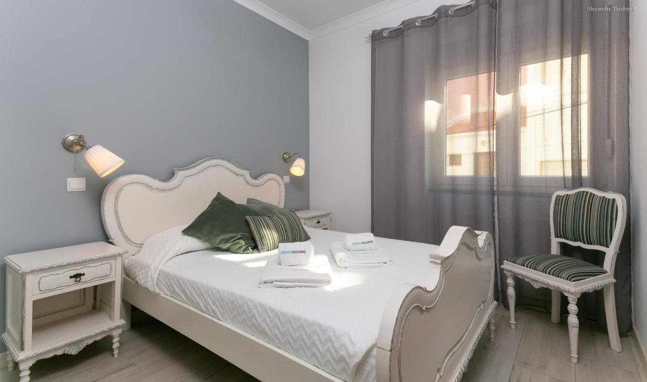 B07 - Maria Vitoria In Center Apartment *
