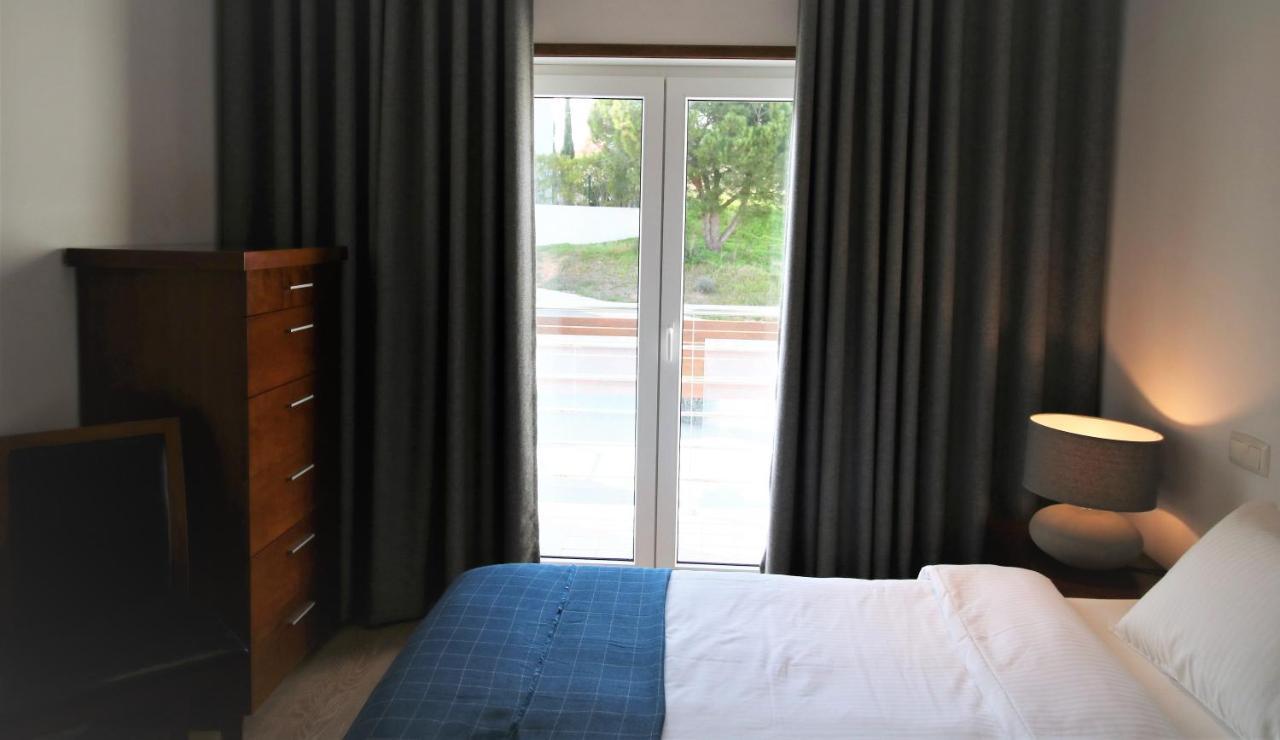 Apartamento Pine Tree - Da Coelha - *