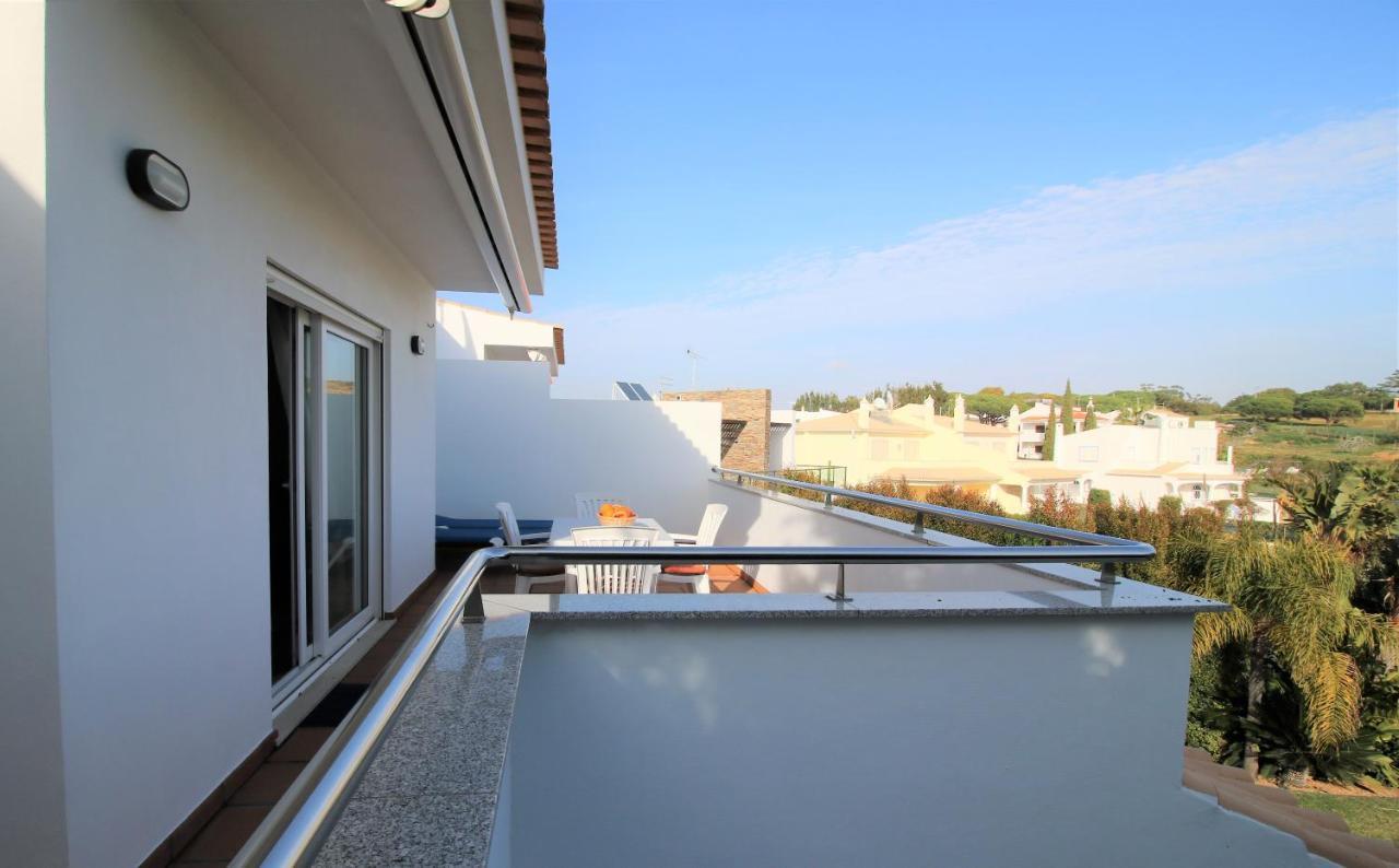 Apartamento Pine Tree - Da Coelha - *