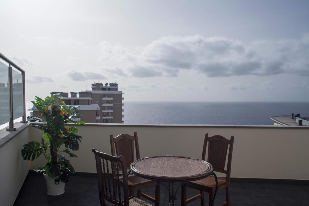 Apartamento Two Bedroom With Balcony And Gorgeous View Over The Atlantic