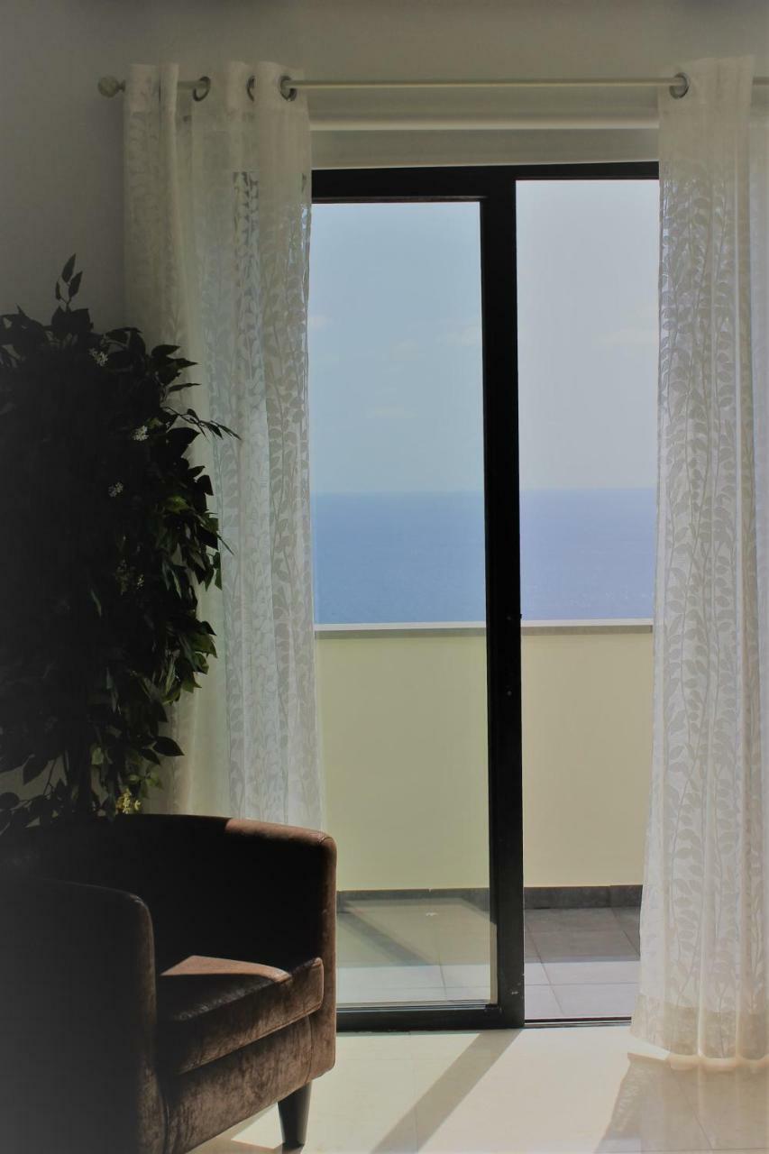 Apartamento Two Bedroom With Balcony And Gorgeous View Over The Atlantic *