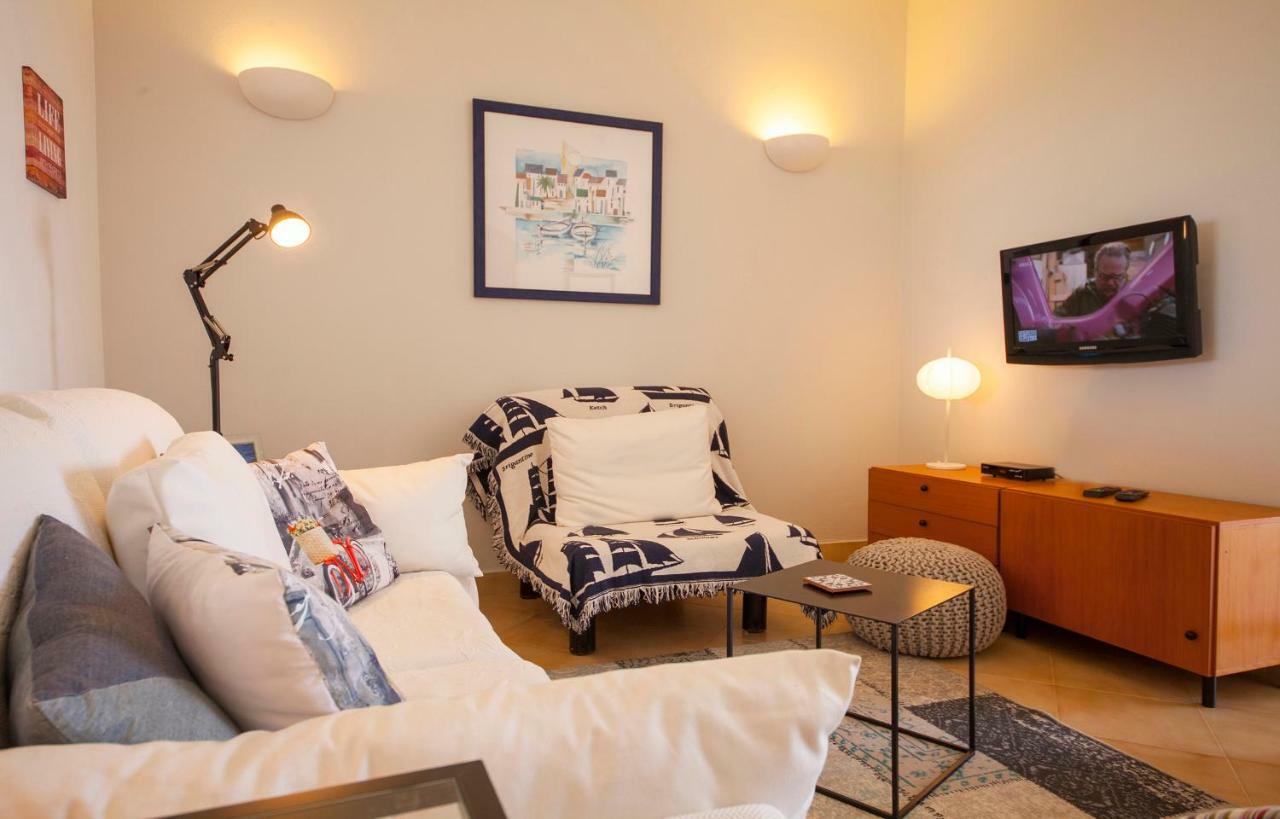 A08 - Magnolia Sea View Apartment *