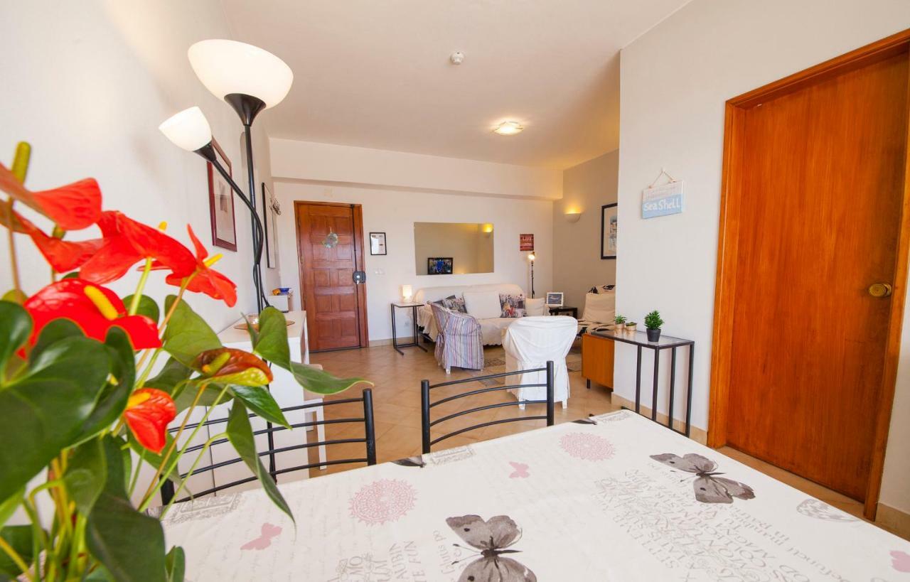 A08 - Magnolia Sea View Apartment