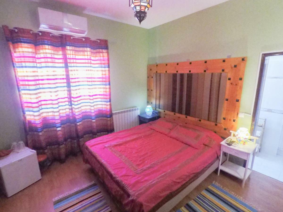 Seventies Cheap And Chic 3* Lagos