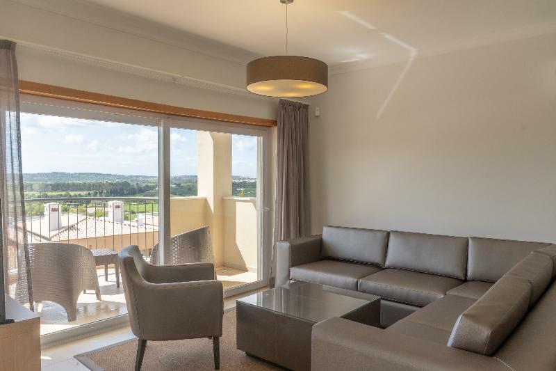 Vale Da Ribeira Residences Resort 4*