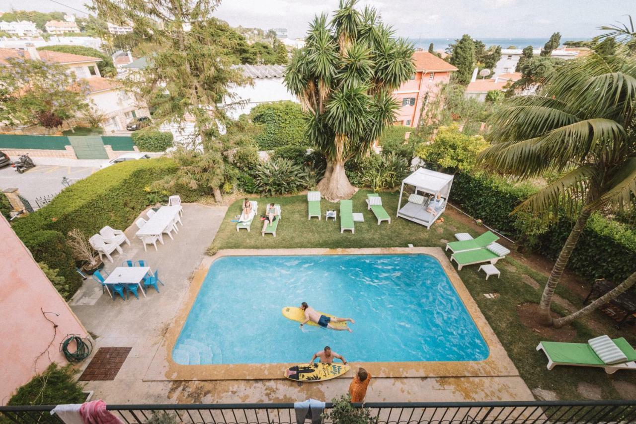 Albergue Way & Surf Camp *