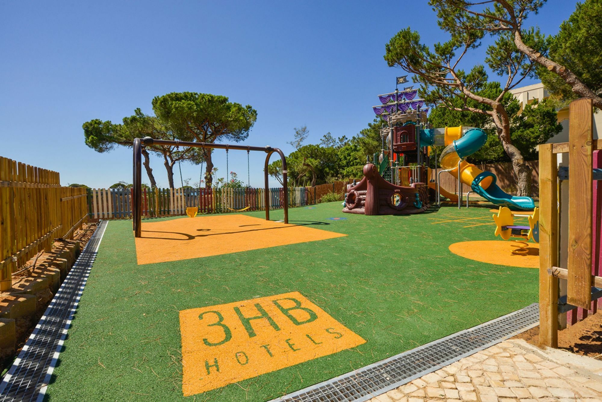 3hb Falésia Garden