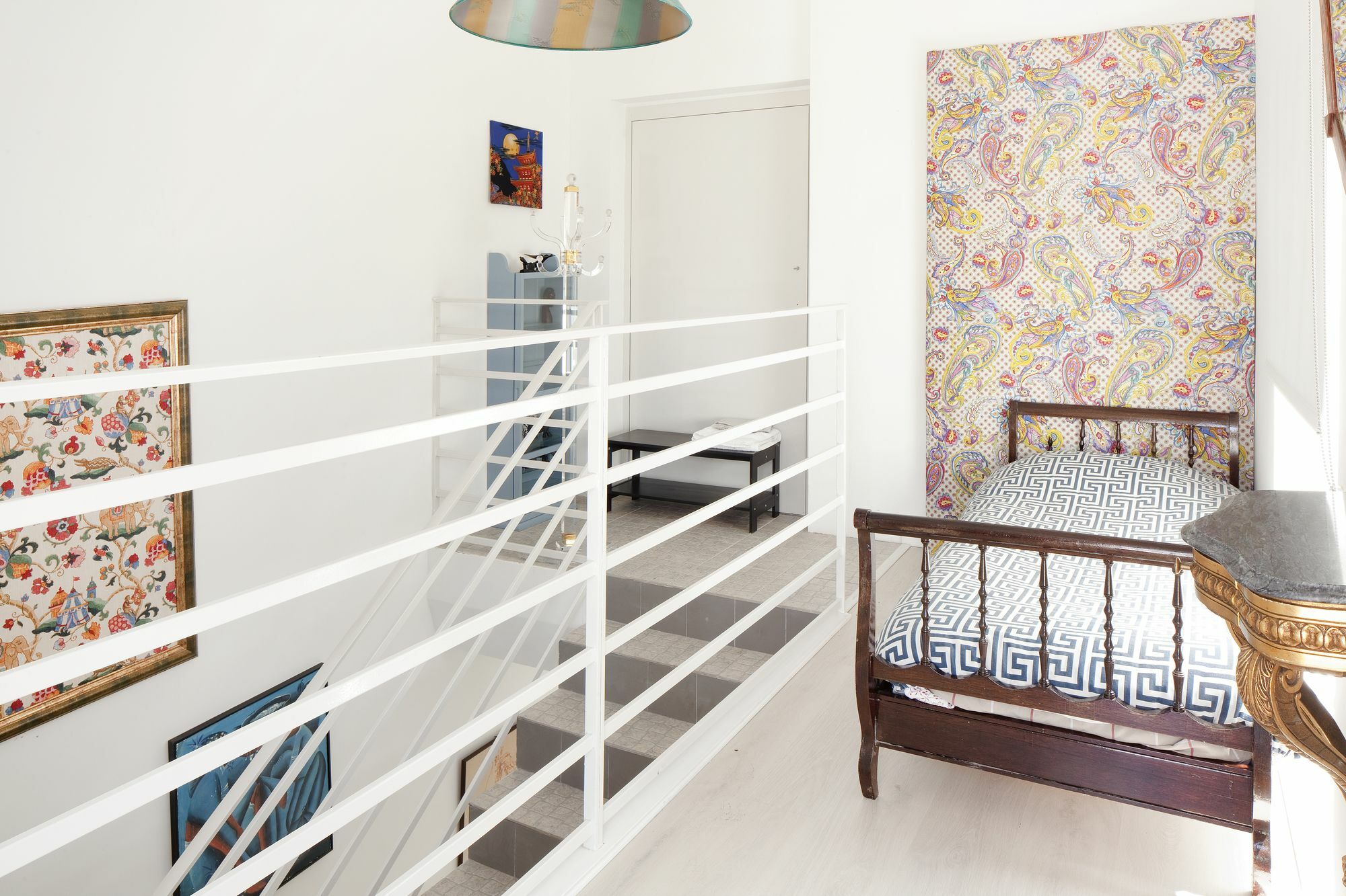 Apartment Feeling Discoveries