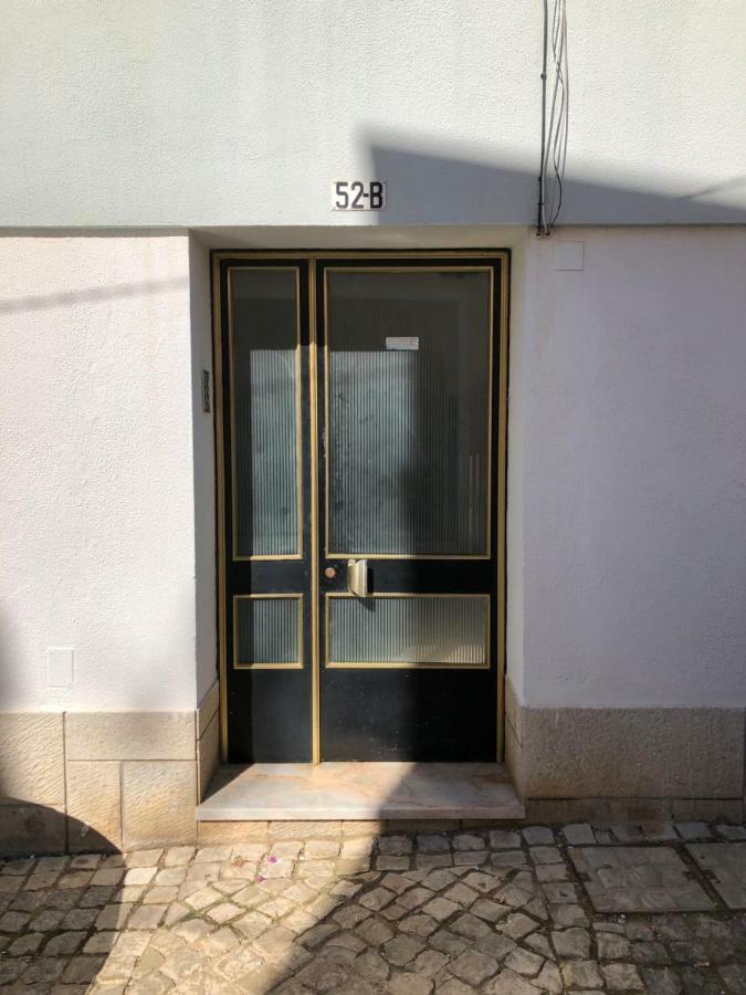 Olinda's One Bedroom In Center Apartment Lagos
