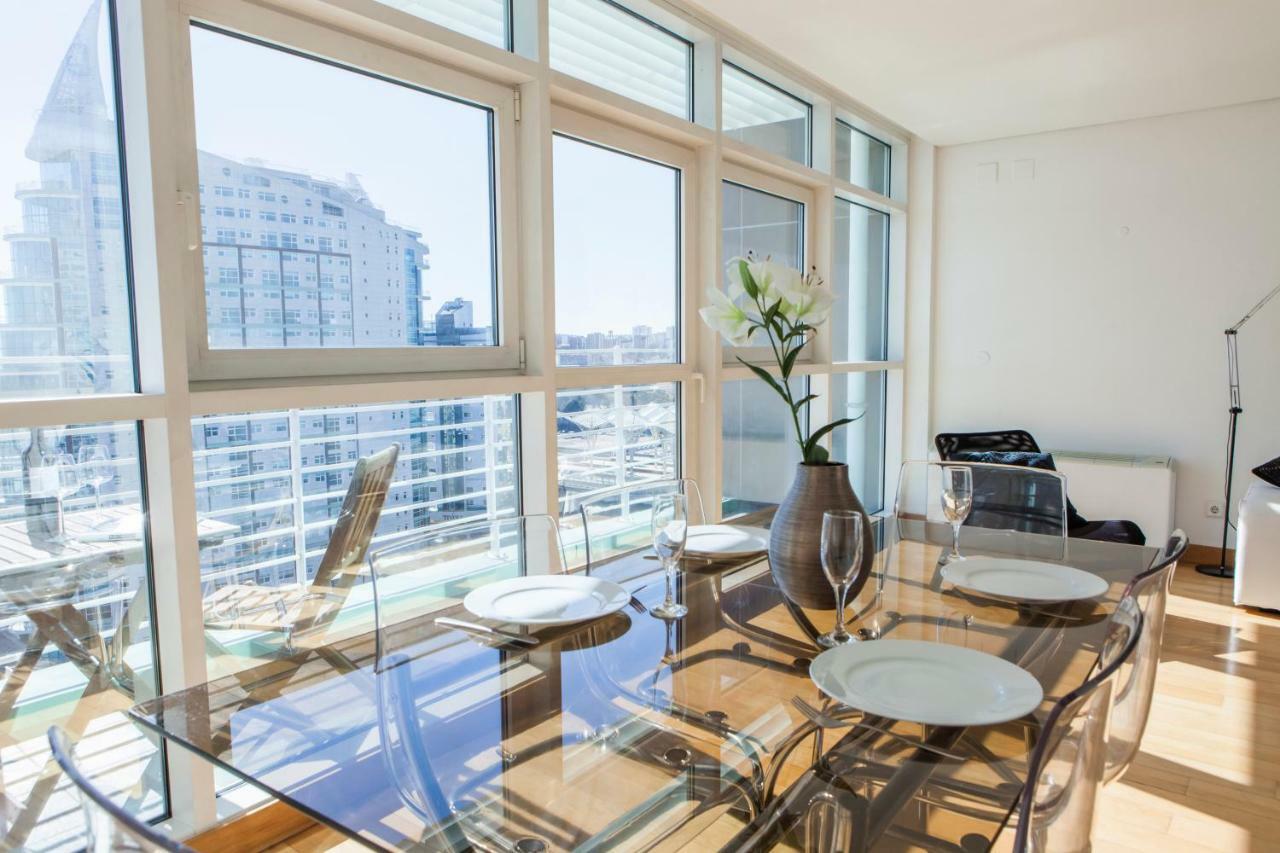 Rent4rest Parque Nacoes 17th Floor River View Lissabon