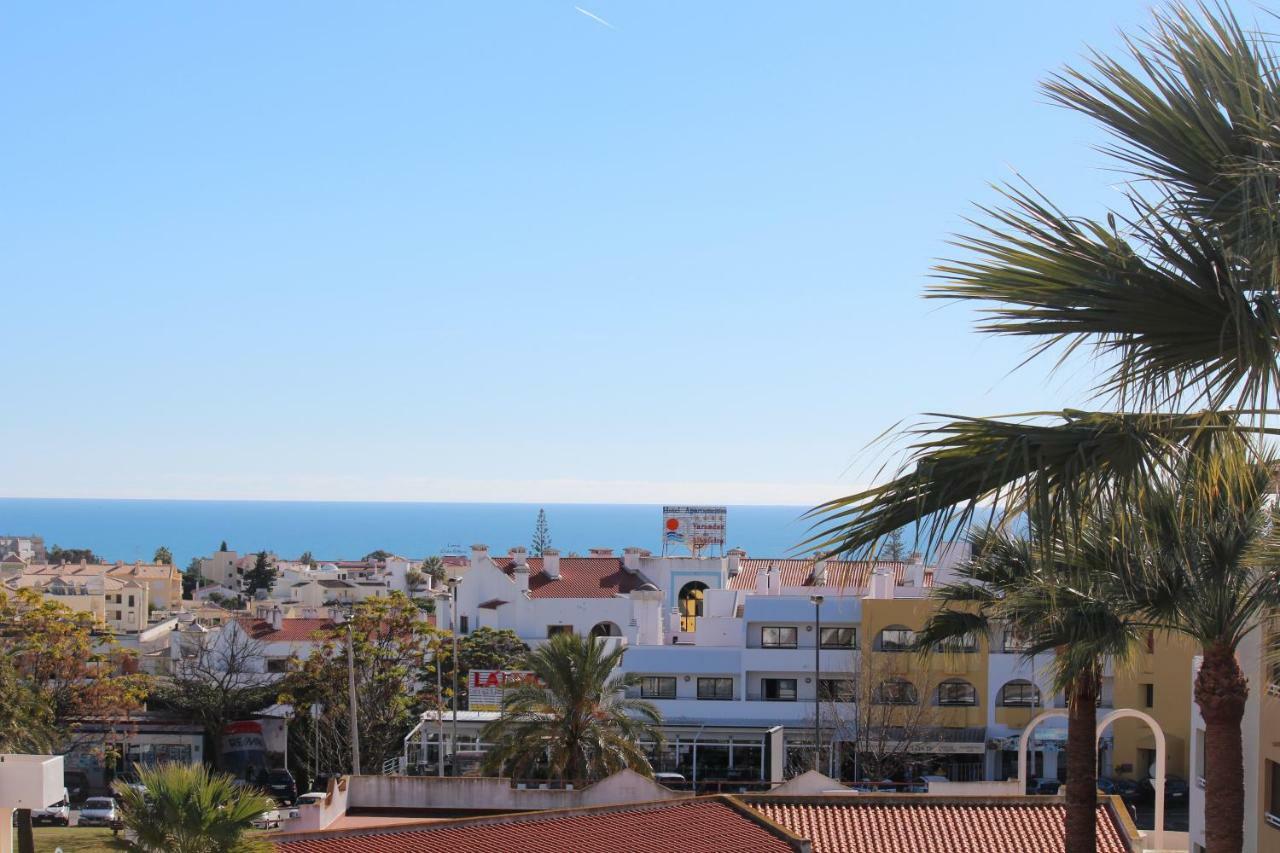Main Avenue Albufeira, Walk To Beach, Old Town, Shooping, Location Albufeira