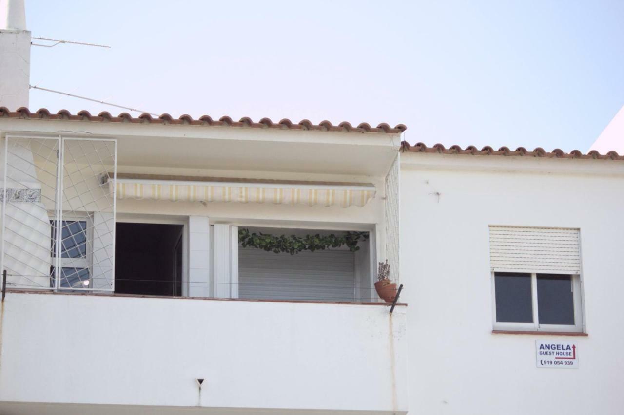 Angela Guest house *