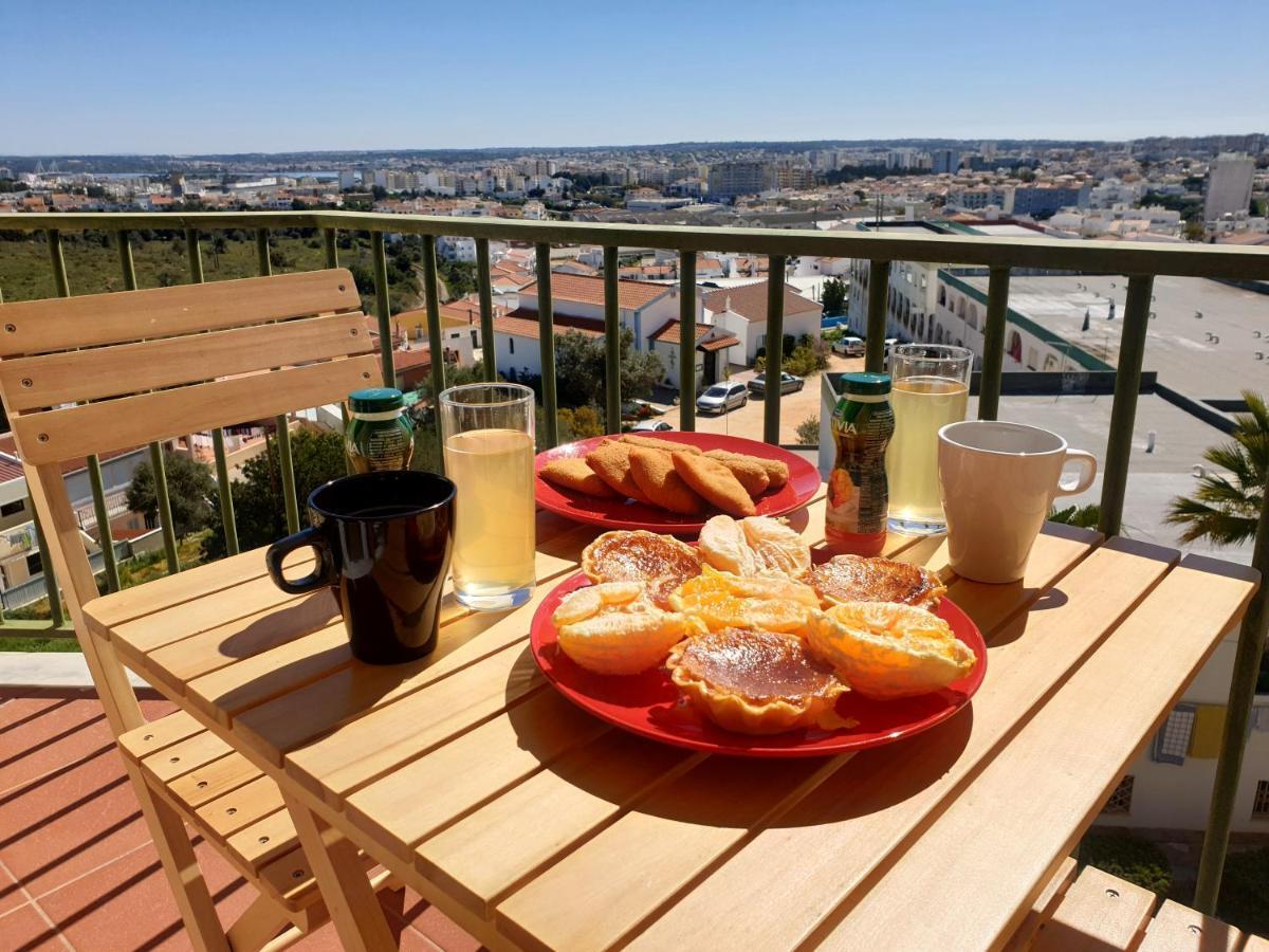 Apartment Gorgeous In Portimao
