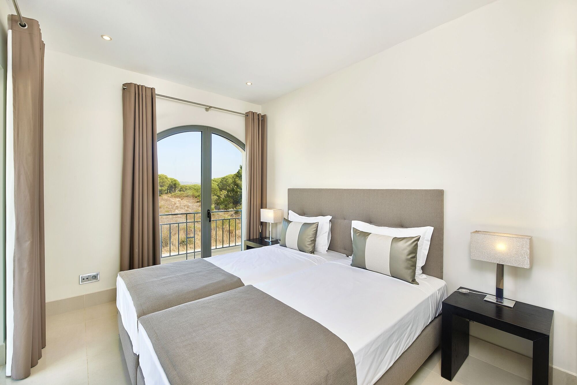 Pine Hills Vilamoura Resort 4*