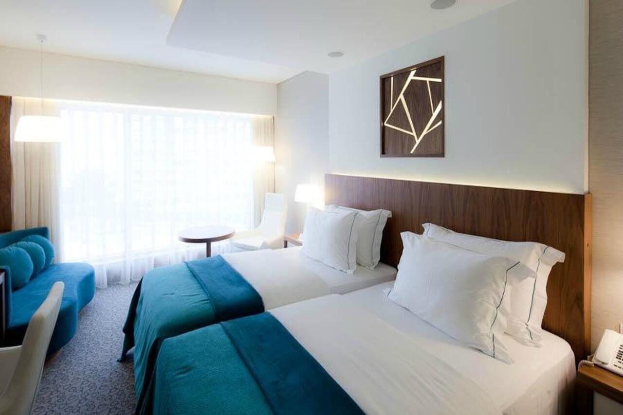 Hotel Epic Sana 5*