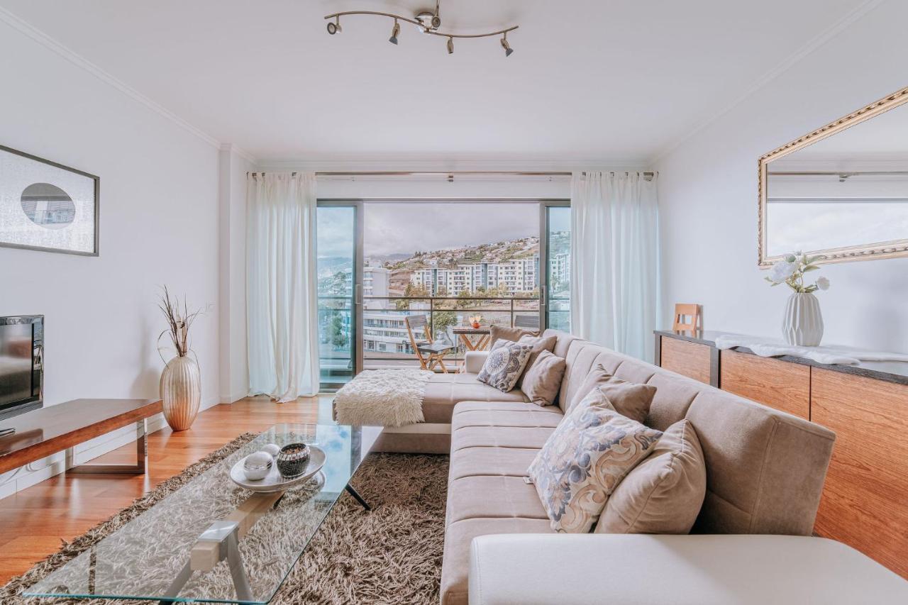 Cozy T2 With Ocean View Apartment Funchal (Madeira)