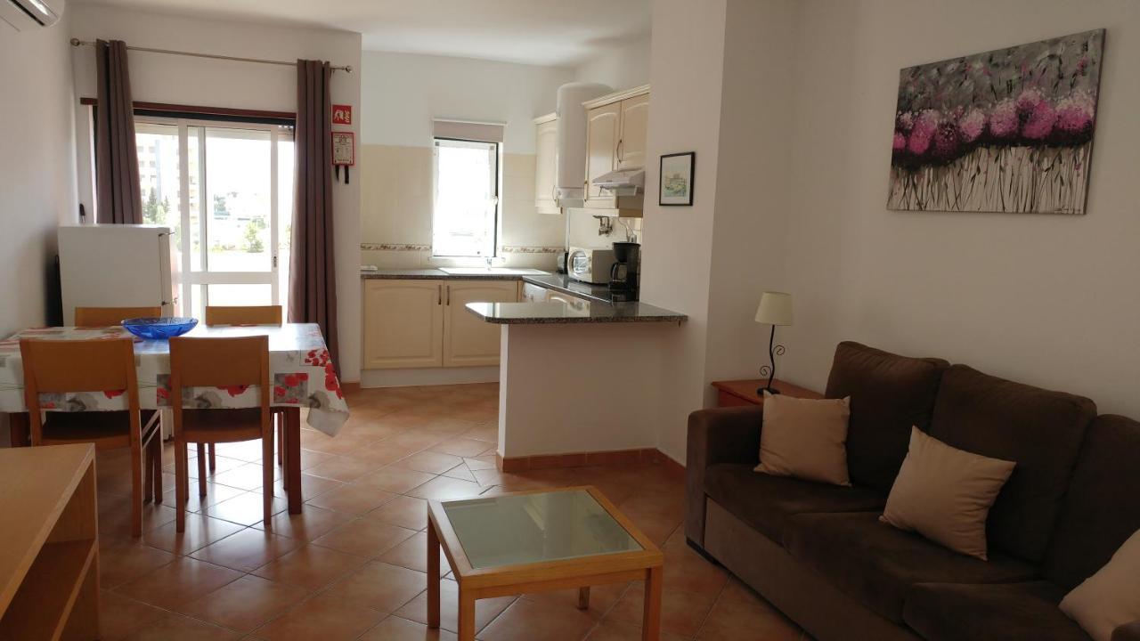 Aparthotel Castelos Da Rocha