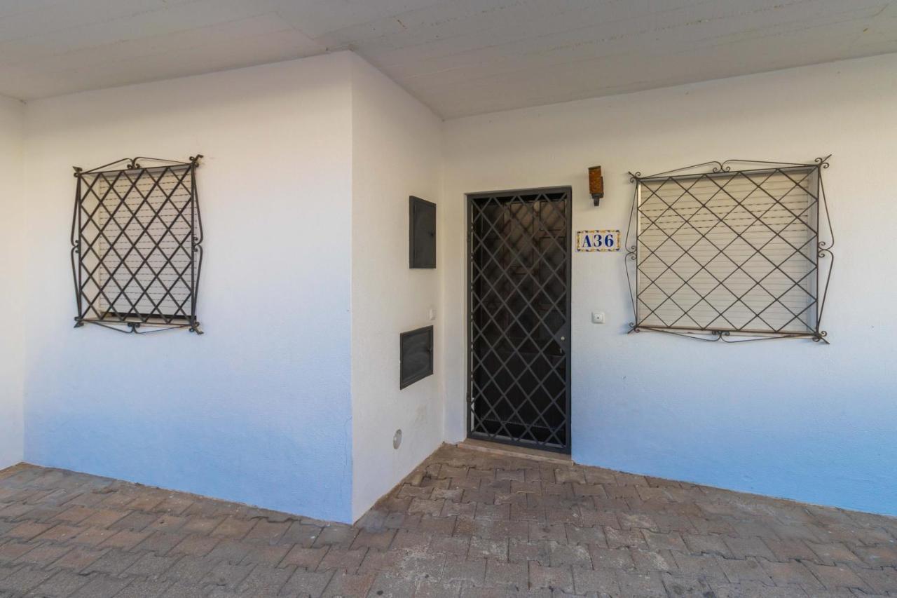 Sunny Oura By Alzira Apartment