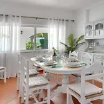 Villa Francella- Relaxing Holidays In An Ideal Location By Dreamvillasalbufeira