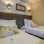 Dinya Lisbon Hotel
