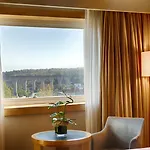 SANA Malhoa Hotel