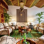 Riad Matias Galé - Luxury Villa with private pool, AC, free wifi, 5 min from the beach