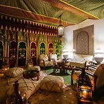 Riad Matias Galé - Luxury Villa with private pool, AC, free wifi, 5 min from the beach