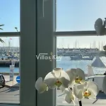 Olhando O Mar