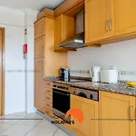 #166 Frat Apartment By Home Holidays