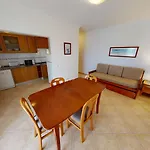 Praia Da Lota Apartments