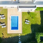 Villas Novochoro - Large Garden- Heatable Pool By Dreamvillasalbufeira