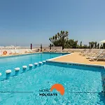 #016 T2 Windmill By Home Holidays
