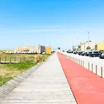 Oporto City And Beach Apartment