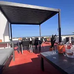 Green Apartment In Tavira Garden