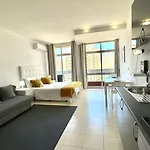 Praia Da Rocha, 808 Tarik, Lovely Studio, Sea View, Air Conditioning, Free Wi-Fi, By Ig