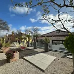Bonvalot Guest House