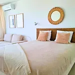 Tarik Sea View Studio