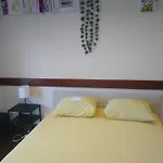 Melaya Private Rooms