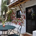 Uma Casa A Beira Sol